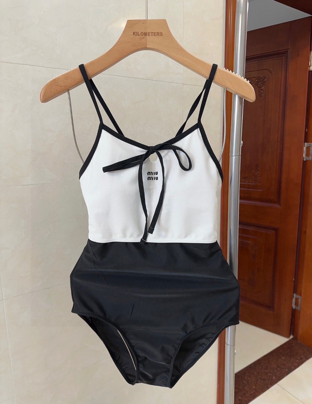 NO:305203,Miumiu swimsuits, a must-have for fashionable trendy people!  The real thing is super good!  It's great to take photos on the beach!  SML swimsuits, swimsuits, swimsuits, bikinis, miumiu, swimsuits, bikinis19860909miumiu泳衣,时尚潮人必备！实物超级好看！海边度假拍照超级好！SML泳衣泳裤比基尼,泳衣，泳裤，比基尼,miumiu,swimsuits,bikinis,accessory