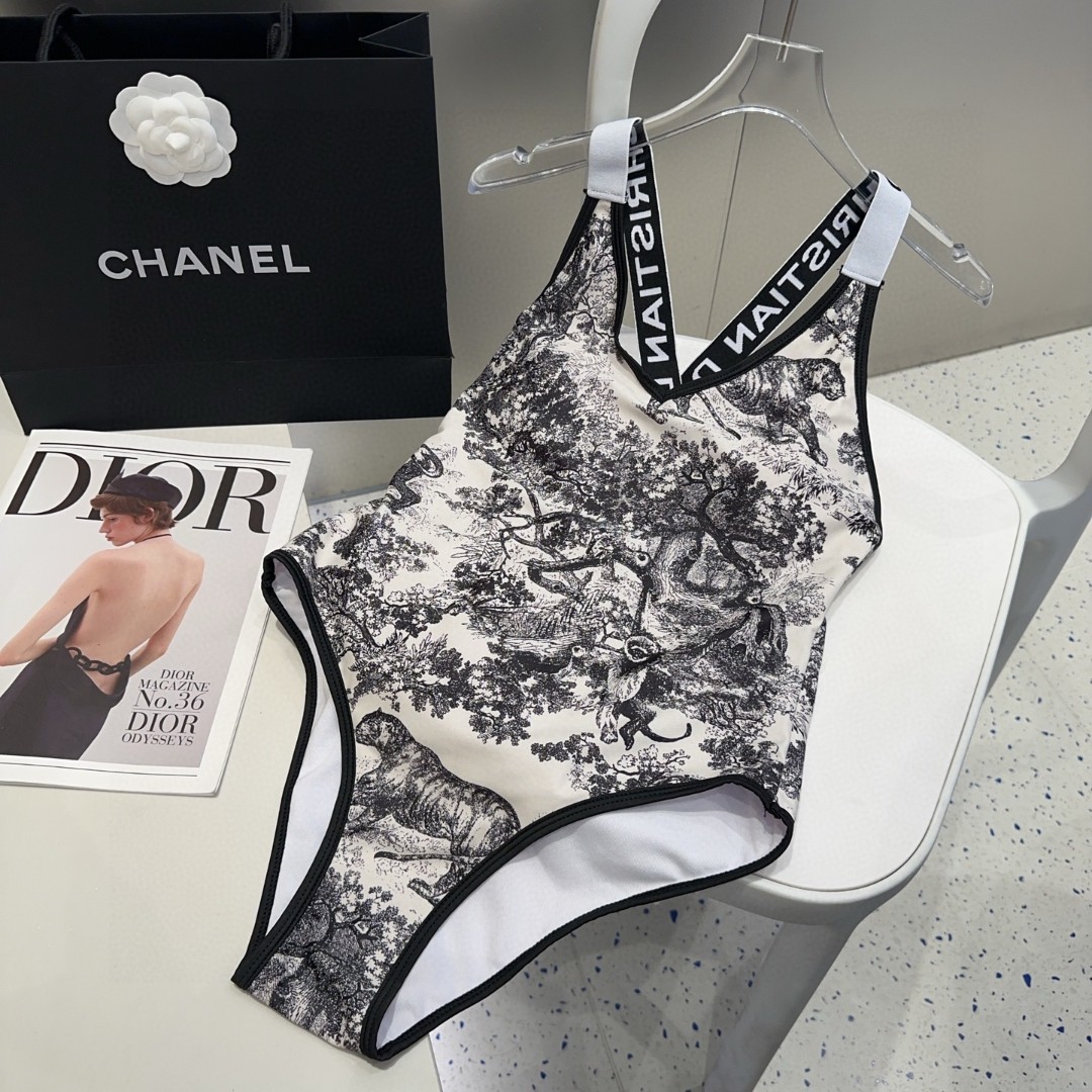 NO:305105,Dior swimsuits are a must-have for fashion experts. Super body shape!  SML swimsuits, swimsuits, swimsuits, bikinis, dior, swimsuits, bikinis19860909迪奥泳衣,时尚达人必备.超级显身材！SML泳衣泳裤比基尼,泳衣，泳裤，比基尼,dior,swimsuits,bikinis,accessory