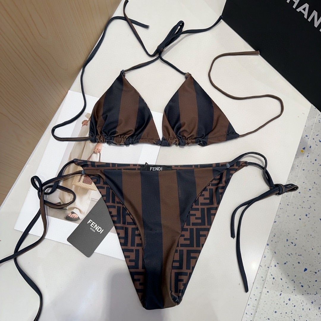 NO:305638,Fendi double-sided swimsuit, a must-have for fashion experts. Super body shape!  SML swimsuits, swimsuits, swimsuits, bikinis, fendi, swimsuits, bikinis19860909芬迪双面泳衣,时尚达人必备.超级显身材！SML泳衣泳裤比基尼,泳衣，泳裤，比基尼,fendi,swimsuits,bikinis,accessory