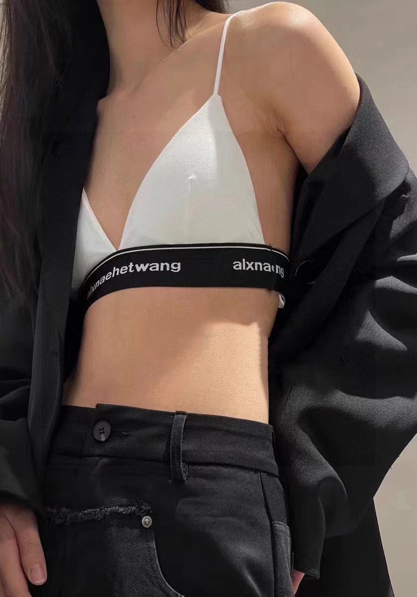 NO:305627,Pressure mountain vest, single wear super explosive, swimsuit, swimsuit, bikini, swimsuit, swimsuit, bikini, jackets & coats, swimsuits, bikinis19860909压力山大小背心,搭外套单穿超爆 均码泳衣泳裤比基尼,泳衣，泳裤，比基尼,jackets & coats,swimsuits,bikinis,accessory