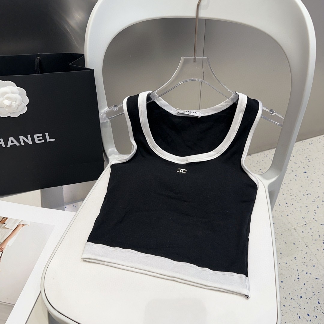 NO:305663,Chanel vest, wearing a jacket, super hot, single size, swimsuit, swimsuit, bikini, chanel, jackets & coats, swimsuits, bikinis19860909香奈儿背心,搭外套单穿超爆 均码泳衣泳裤比基尼,泳衣，泳裤，比基尼,chanel,jackets & coats,swimsuits,bikinis,accessory