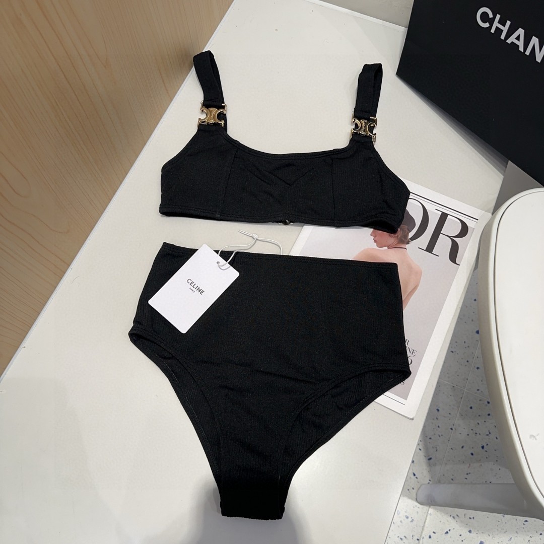 NO:373797,Celine's swimsuit, the real thing is so beautiful!  If you can't take pictures of it, whoever wears it will be beautiful!  Very worth buying SML swimsuits, swimsuits, swimsuits, bikinis19860909塞琳泳衣,实物实在太美了！拍不出来它的美谁穿谁美！很值得入手 SML泳衣泳裤比基尼,泳衣，泳裤，比基尼,swimsuits,bikinis,accessory