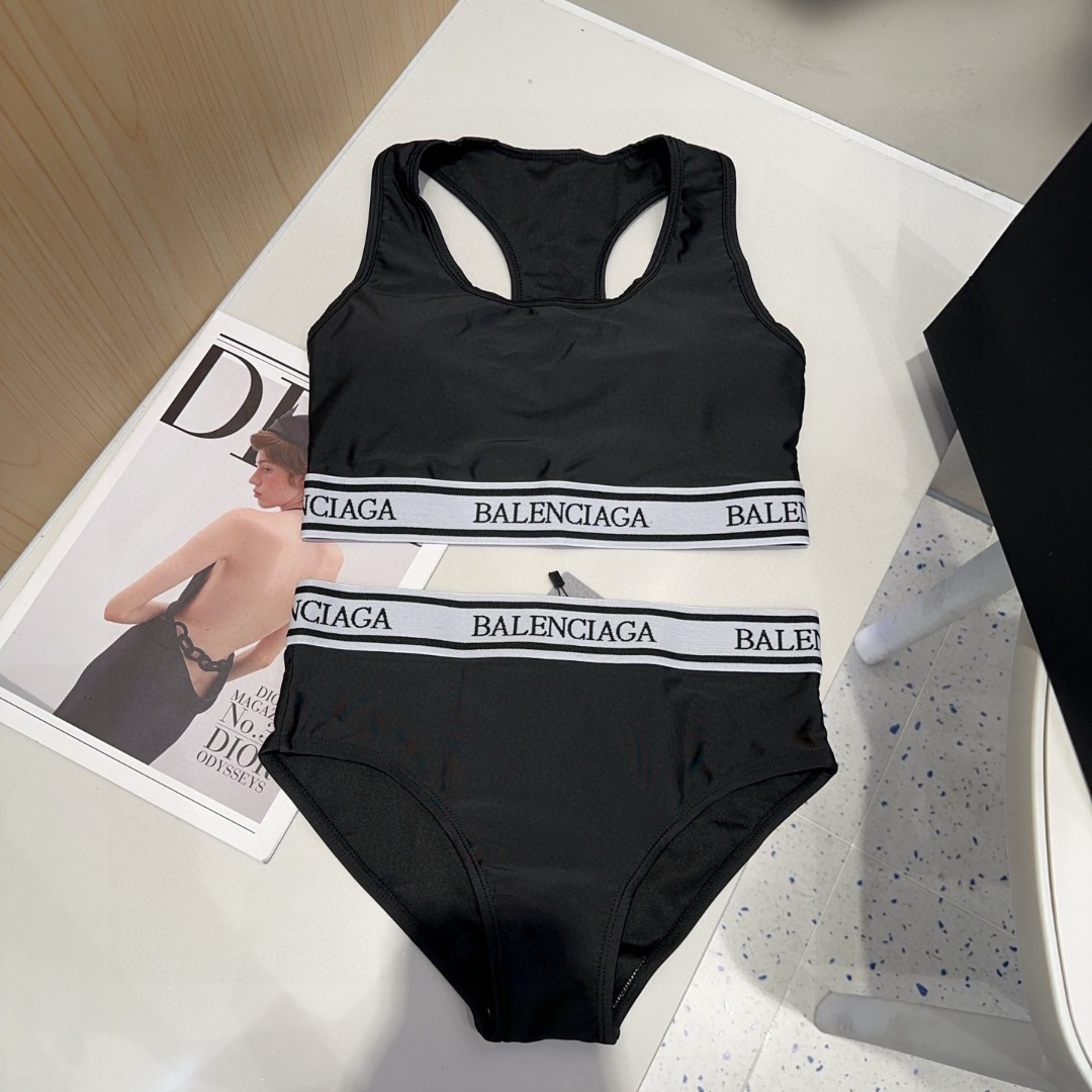 NO:373373,Balenciaga swimsuit, the real thing is so beautiful!  If you can't take pictures of it, whoever wears it will be beautiful!  Very worth buying SML swimsuits, swimsuits, swimsuits, bikinis, balenciaga, swimsuits, bikinis19860909巴黎世家泳衣,实物实在太美了！拍不出来它的美谁穿谁美！很值得入手 SML泳衣泳裤比基尼,泳衣，泳裤，比基尼,balenciaga,swimsuits,bikinis,accessory