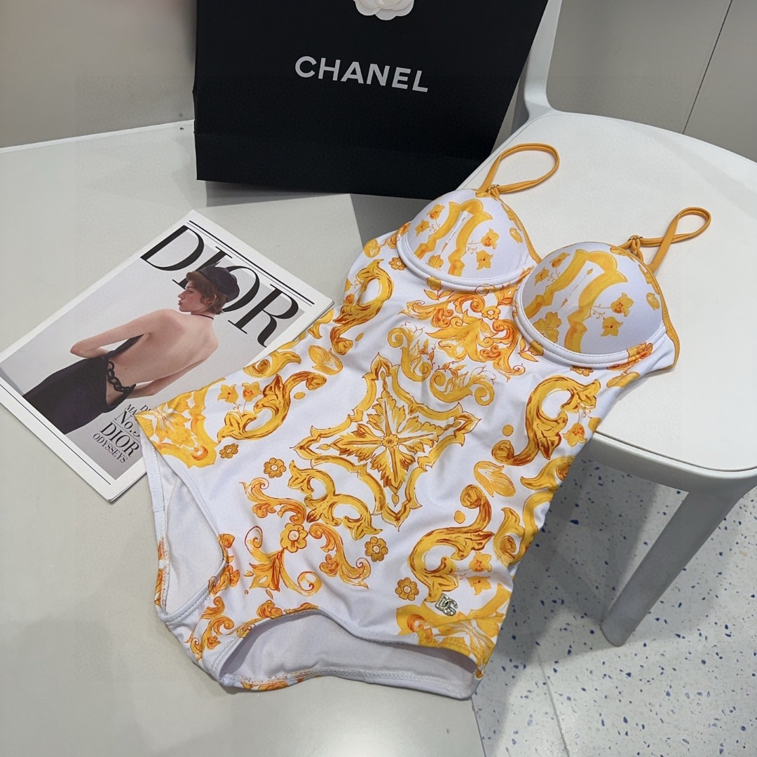 NO:373385,Dg swimsuits, a must-have for fashion experts. Super body shape!  SML swimsuits, swimsuits, swimsuits, bikinis, swimsuits, bikinis19860909Dg泳衣,时尚达人必备.超级显身材！SML泳衣泳裤比基尼,泳衣，泳裤，比基尼,swimsuits,bikinis,accessory