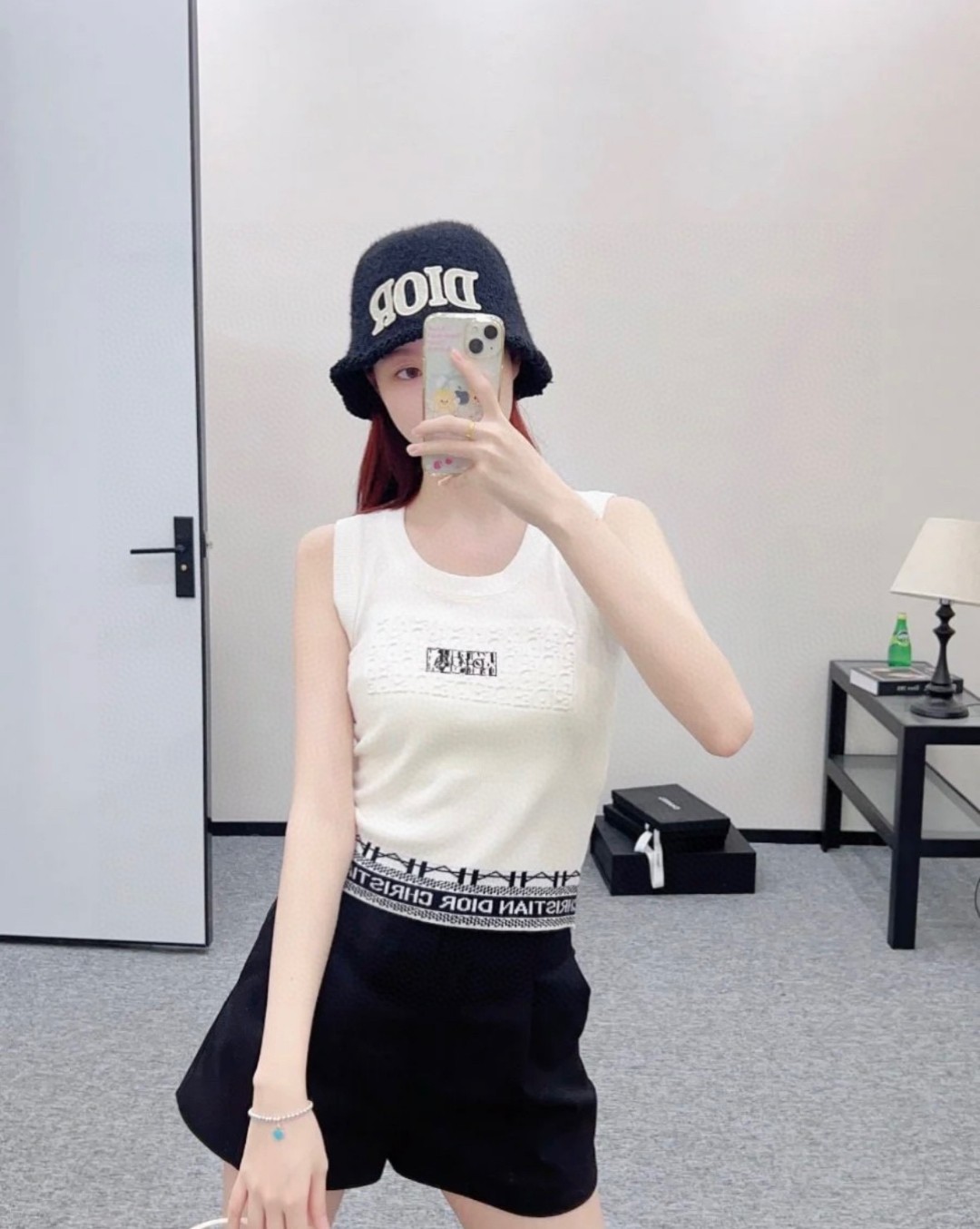 NO:374300,Dior vest, wearing a jacket, super hot, single size, swimsuit, swimsuit, bikini, dior, jackets & coats, swimsuits, bikinis19860909迪奥背心,搭外套单穿超爆 均码泳衣泳裤比基尼,泳衣，泳裤，比基尼,dior,jackets & coats,swimsuits,bikinis,accessory