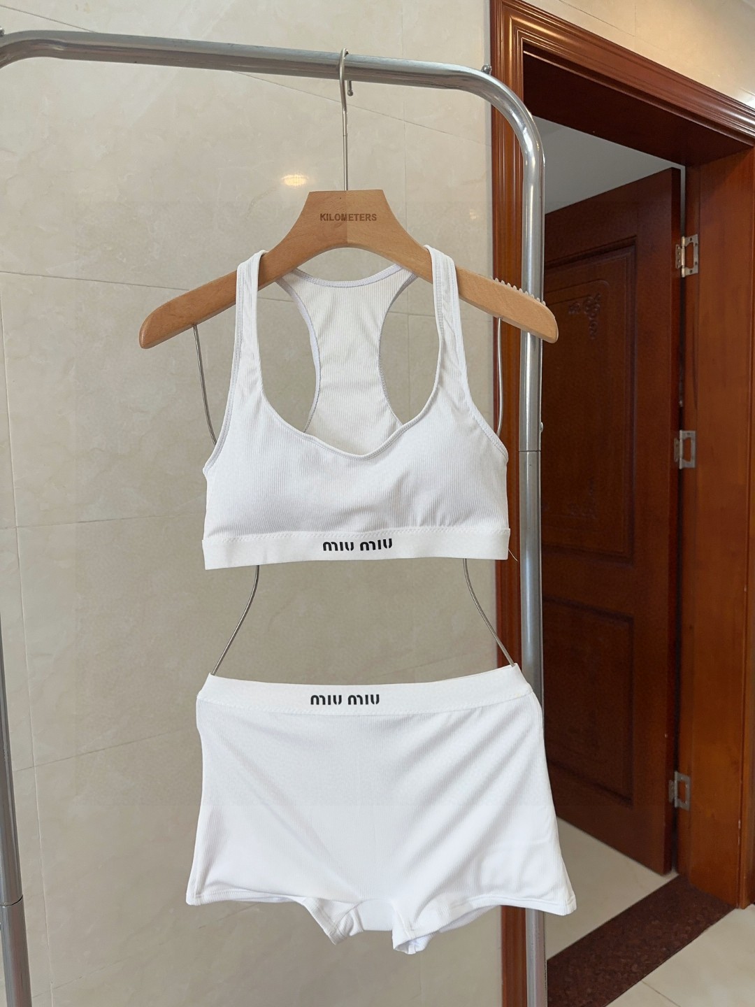 NO:374360,Miumiu swimsuits, a must-have for fashionable trendy people!  The real thing is super good!  It's great to take photos on the beach!  SML swimsuits, swimsuits, swimsuits, bikinis, miumiu, swimsuits, bikinis19860909miumiu泳衣,时尚潮人必备！实物超级好看！海边度假拍照超级好！SML泳衣泳裤比基尼,泳衣，泳裤，比基尼,miumiu,swimsuits,bikinis,accessory