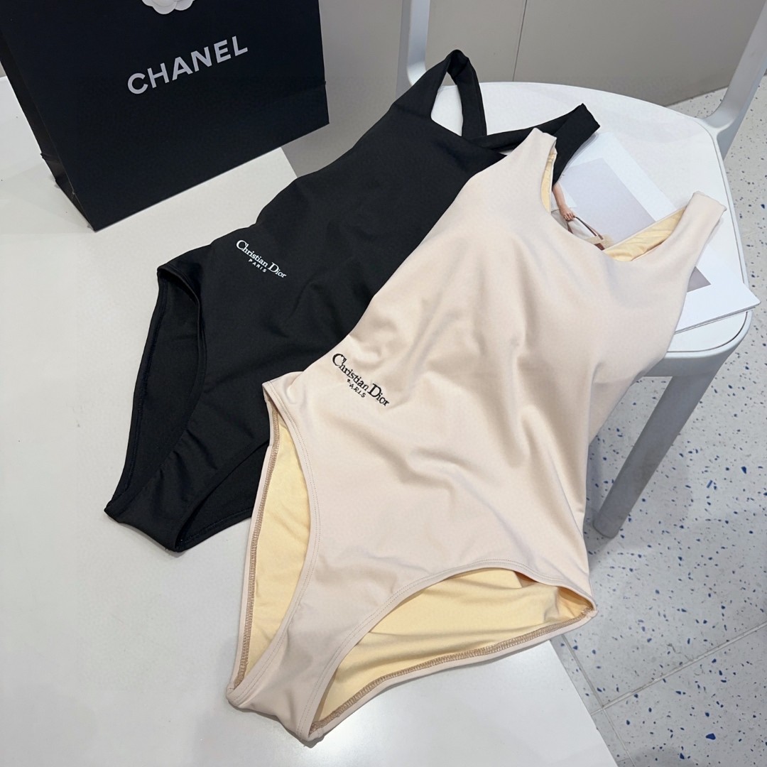 NO:374374,Dior swimsuit, the real thing is so beautiful!  If you can't take pictures of it, whoever wears it will be beautiful!  Very worth buying SML swimsuits, swimsuits, swimsuits, bikinis, dior, swimsuits, bikinis19860909迪奥泳衣,实物实在太美了！拍不出来它的美谁穿谁美！很值得入手 SML泳衣泳裤比基尼,泳衣，泳裤，比基尼,dior,swimsuits,bikinis,accessory