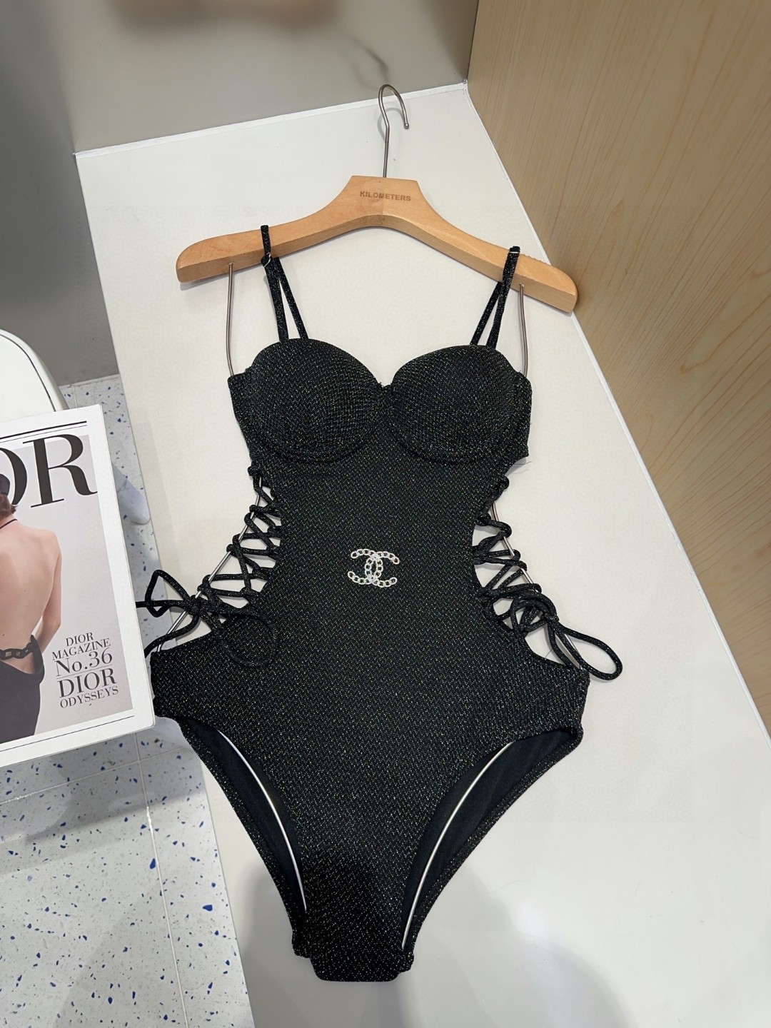NO:374421,Chanel swimsuit, the real thing is so beautiful!  If you can't take pictures of it, whoever wears it will be beautiful!  Very worth buying SML swimsuits, swimsuits, swimsuits, bikinis, chanels, swimsuits, bikinis19860909香奈儿泳衣,实物实在太美了！拍不出来它的美谁穿谁美！很值得入手 SML泳衣泳裤比基尼,泳衣，泳裤，比基尼,chanel,swimsuits,bikinis,accessory