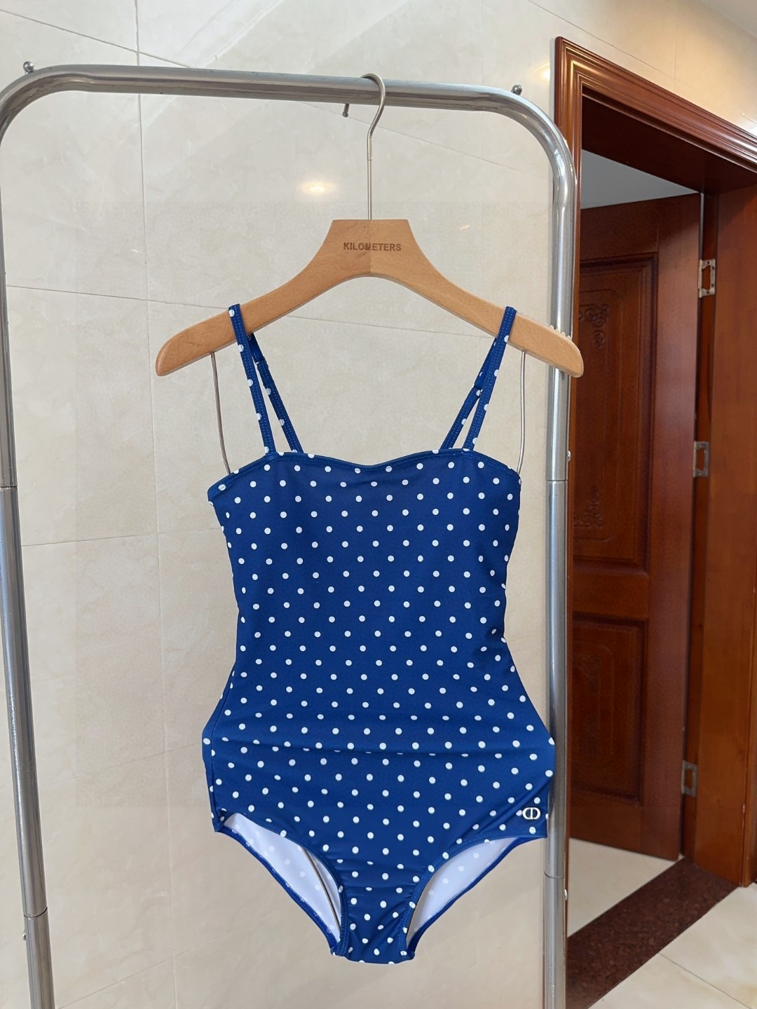 NO:374433,Dior swimsuit, the real thing is so beautiful!  If you can't take pictures of it, whoever wears it will be beautiful!  Very worth buying SML swimsuits, swimsuits, swimsuits, bikinis, dior, swimsuits, bikinis19860909迪奥泳衣,实物实在太美了！拍不出来它的美谁穿谁美！很值得入手 SML泳衣泳裤比基尼,泳衣，泳裤，比基尼,dior,swimsuits,bikinis,accessory