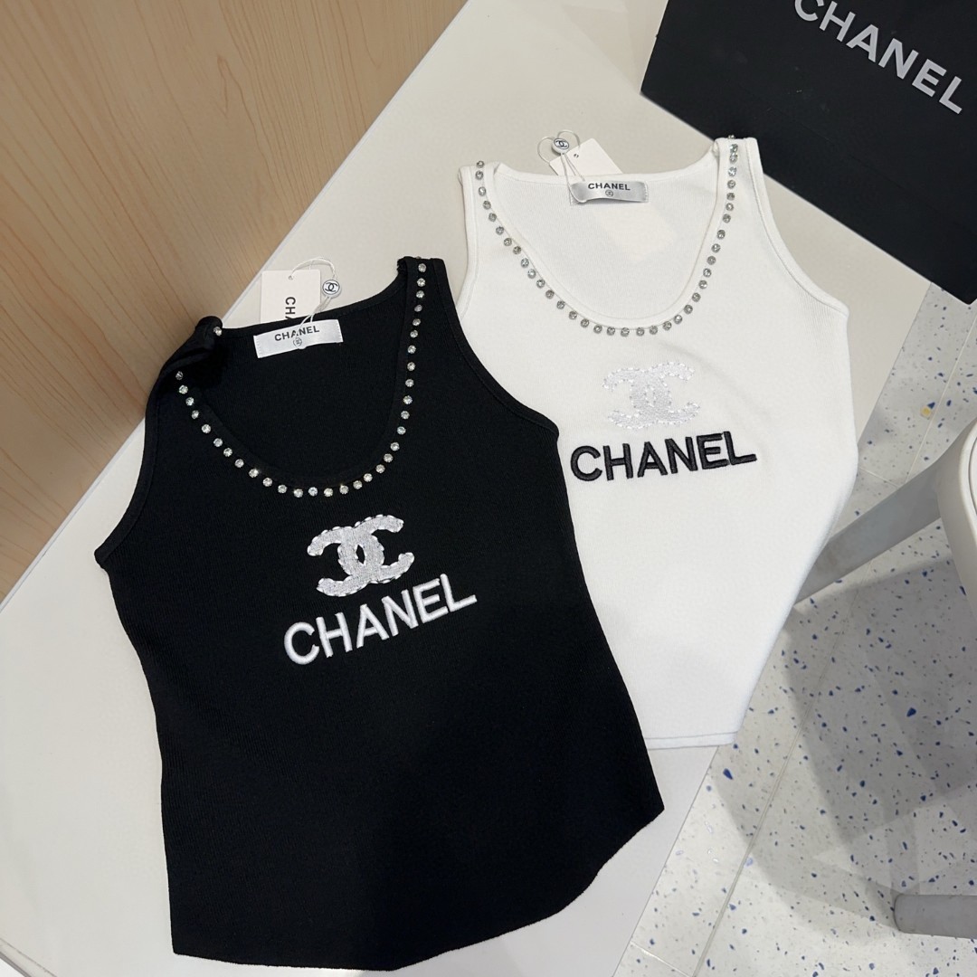 NO:374902,Chanel vest, wearing a jacket, super hot, single size, swimsuit, swimsuit, bikini, chanel, jackets & coats, swimsuits, bikinis19860909香奈儿小背心,搭外套单穿超爆 均码泳衣泳裤比基尼,泳衣，泳裤，比基尼,chanel,jackets & coats,swimsuits,bikinis,accessory