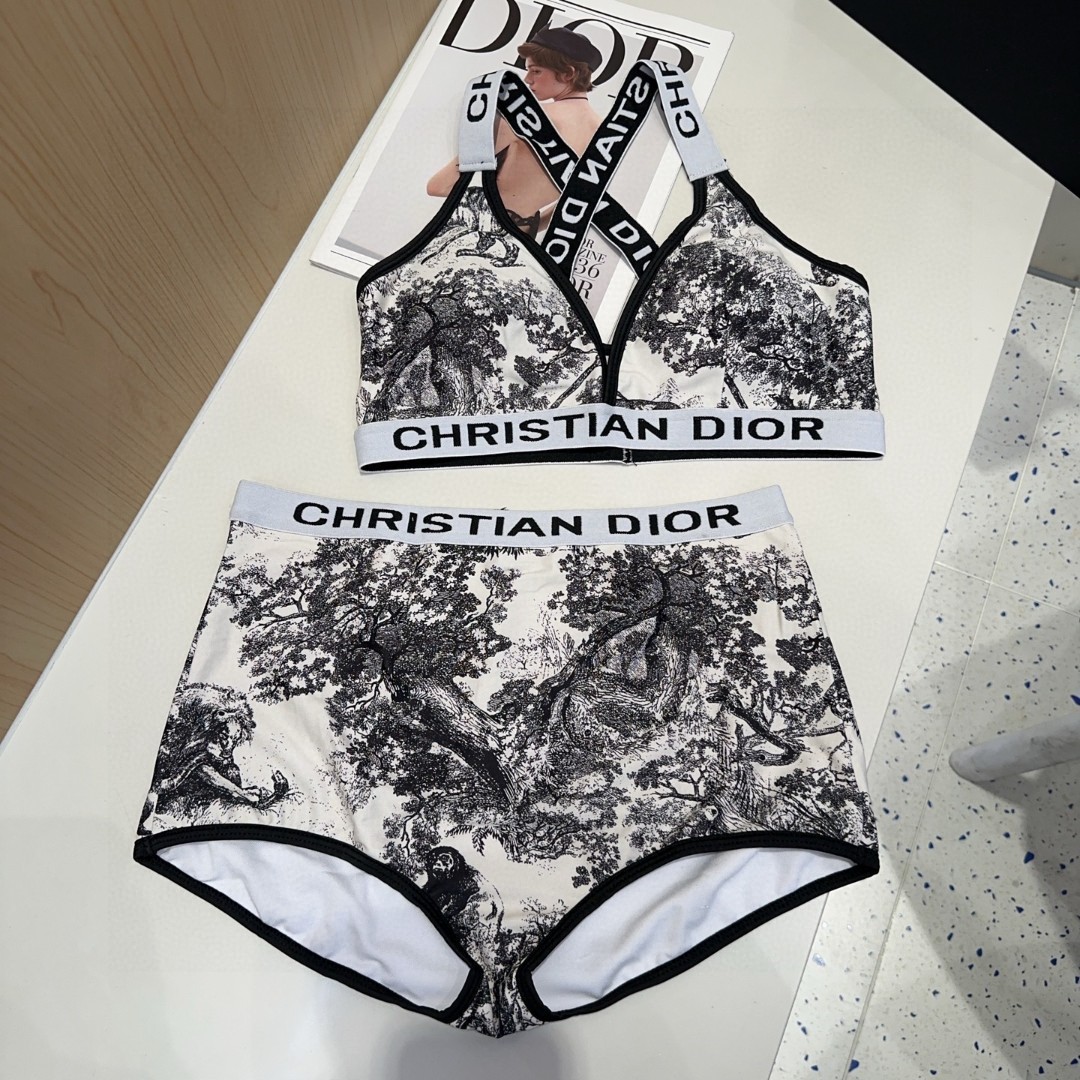 NO:374923,Dior swimsuits are a must-have for fashion experts. Super body shape!  SML swimsuits, swimsuits, swimsuits, bikinis, dior, swimsuits, bikinis19860909迪奥泳衣,时尚达人必备.超级显身材！SML泳衣泳裤比基尼,泳衣，泳裤，比基尼,dior,swimsuits,bikinis,accessory