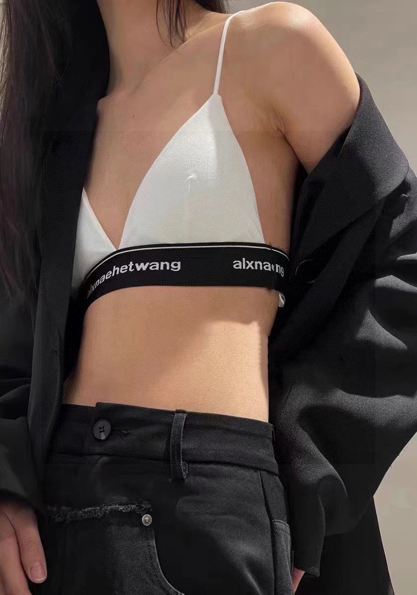 NO:375257,Pressure mountain vest, single wear super explosive, swimsuit, swimsuit, bikini, swimsuit, swimsuit, bikini, jackets & coats, swimsuits, bikinis19860909压力山大小背心,搭外套单穿超爆 均码泳衣泳裤比基尼,泳衣，泳裤，比基尼,jackets & coats,swimsuits,bikinis,accessory