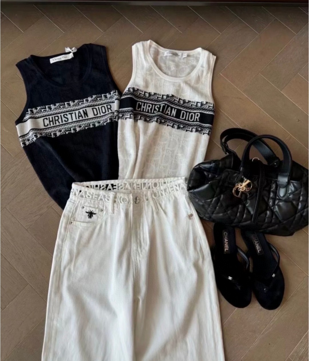 NO:375287,Dior vest, wearing a jacket, super hot, single size, swimsuit, swimsuit, bikini, dior, jackets & coats, swimsuits, bikinis19860909迪奥背心,搭外套单穿超爆 均码泳衣泳裤比基尼,泳衣，泳裤，比基尼,dior,jackets & coats,swimsuits,bikinis,accessory