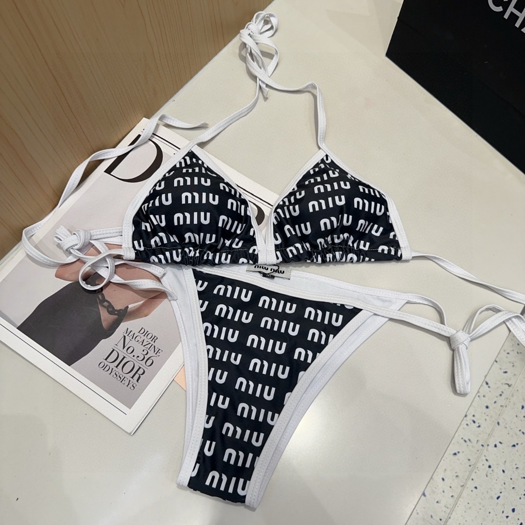 
miumiu泳衣，时尚达人必备。超级显身材！SML