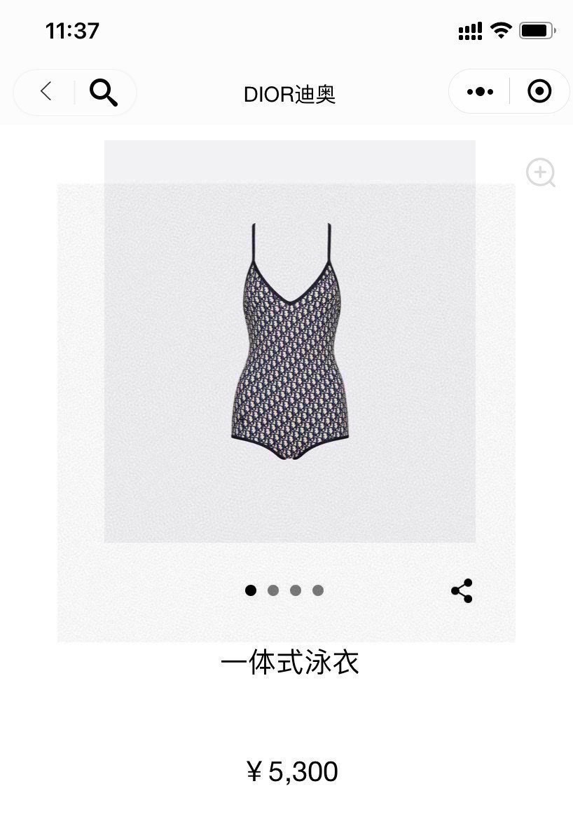 
迪奥Dior今年早春出的新款老花泳衣真的太喜欢了，对老花真是没有抵抗力，经典时尚，永不会过时的款~SM