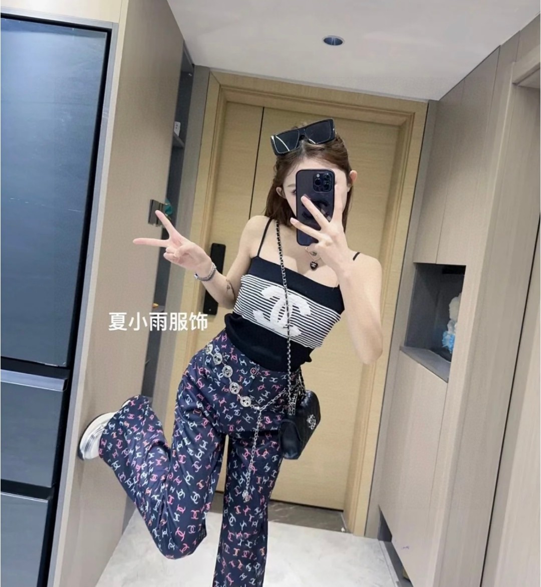 
香奈儿背心，搭外套单穿超。爆
均码