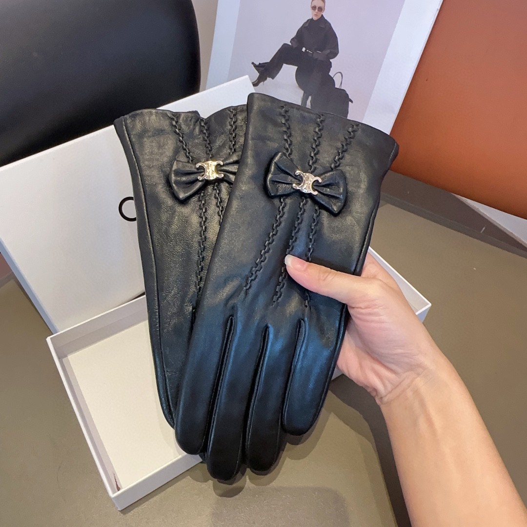 
赛琳羊皮手套，时尚手套，秋冬保暖加绒内里，经典简洁💕上手超舒适柔软、百搭！ML