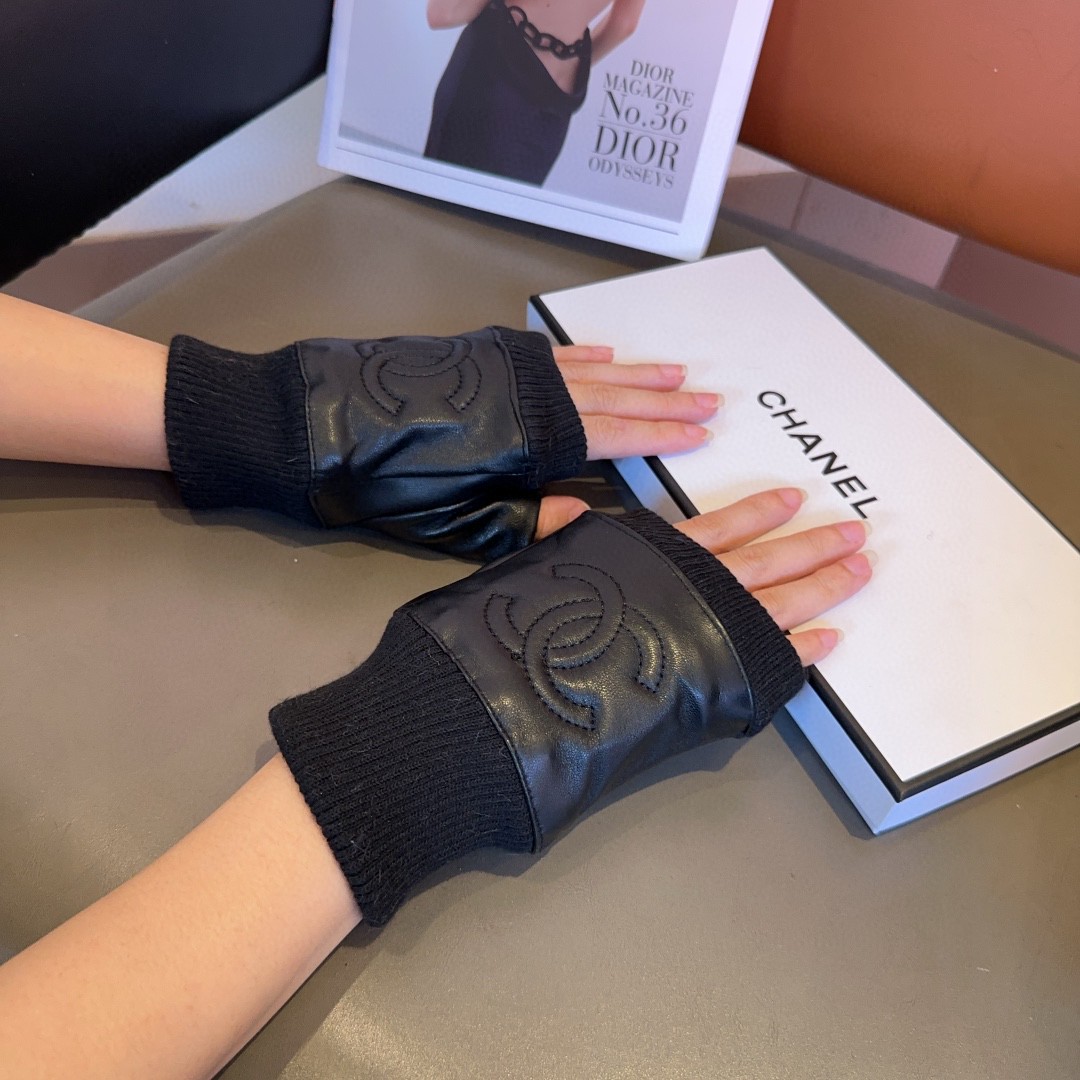 NO:343989,Chanel sheepskin gloves, fashionable gloves, warm and fleece inner in autumn and winter, classic, simple, super comfortable, soft and versatile!  gloves, gloves, chanel, sheepskin, gloves19860909香奈儿羊皮手套,时尚手套,秋冬保暖加绒内里,经典简洁上手超舒适柔软、百搭！手套,手套,chanel,sheepskin,gloves,accessory