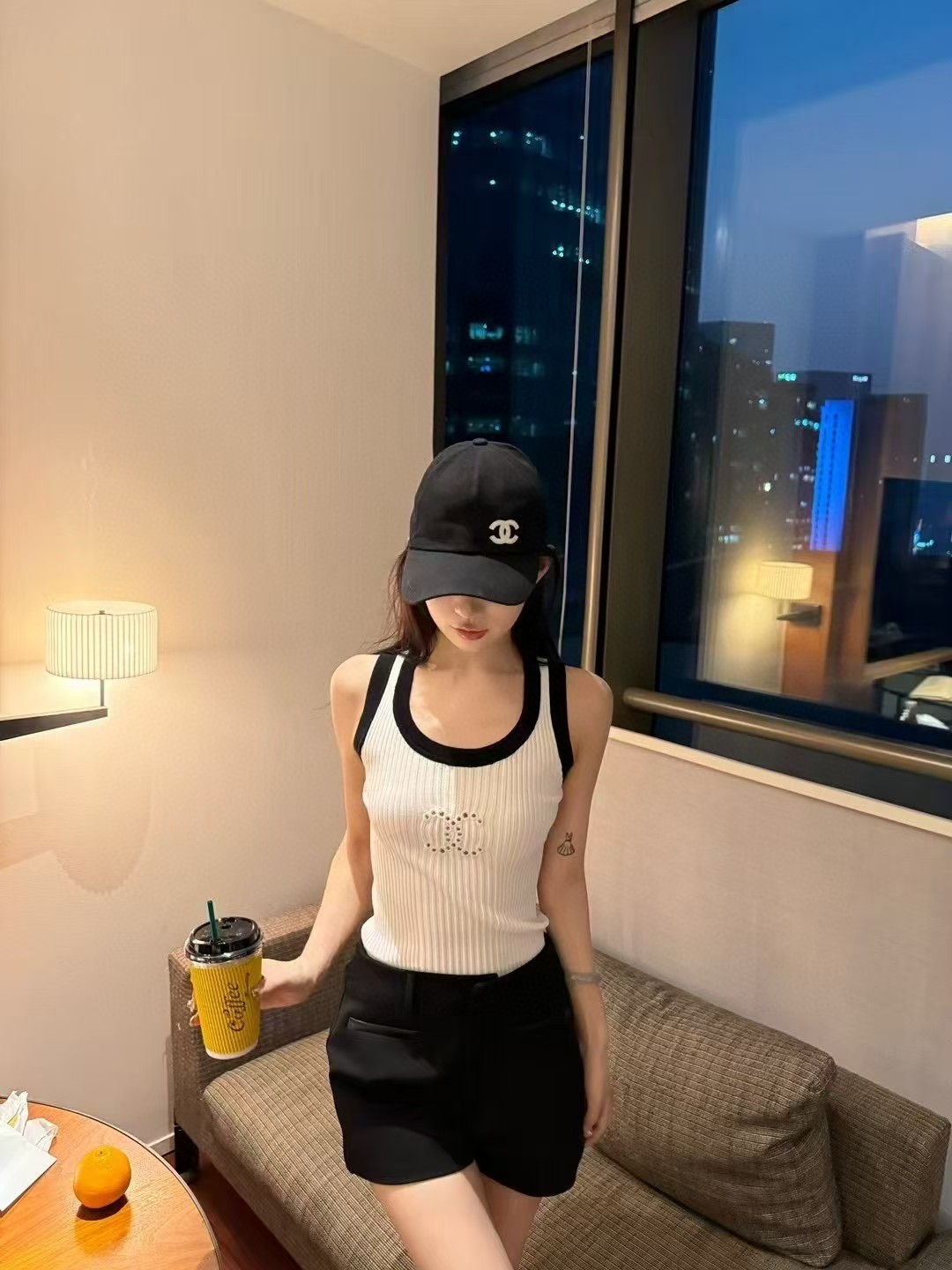 NO:377670,High-end Chanel top vest basic simple classic and versatile fashionable and high-end one-size swimsuit swimsuit swimsuit bikini, swimsuit, swimming trunks, bikini, chanel, swimsuits, bikinis19860909高版本 香奈儿上衣背心 基础简约 经典百搭 时髦高级 均码泳衣泳裤比基尼,泳衣，泳裤，比基尼,chanel,swimsuits,bikinis,accessory