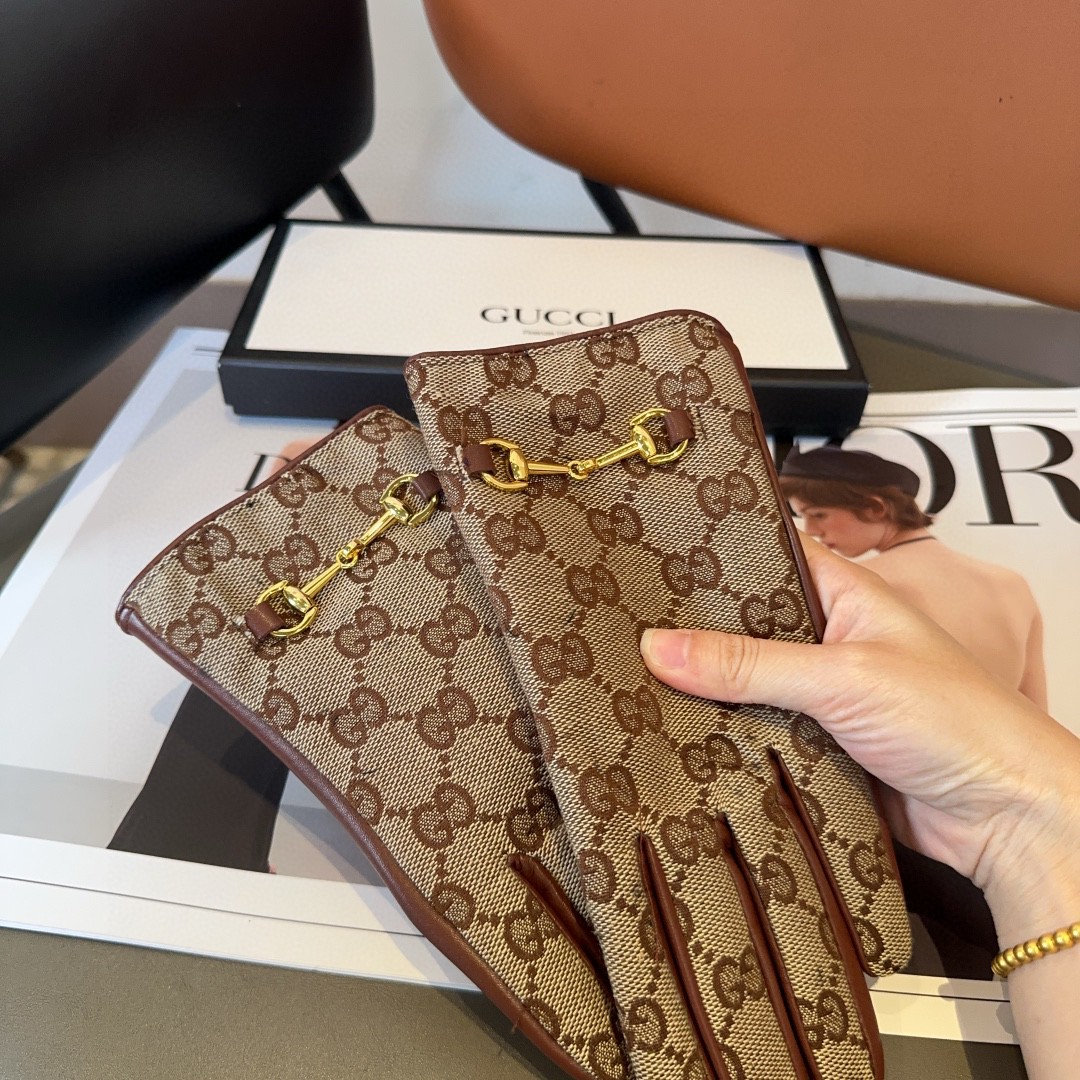 
古奇羊皮手套，时尚手套，秋冬保暖加绒内里，经典简洁💕上手超舒适柔软、百搭！ML