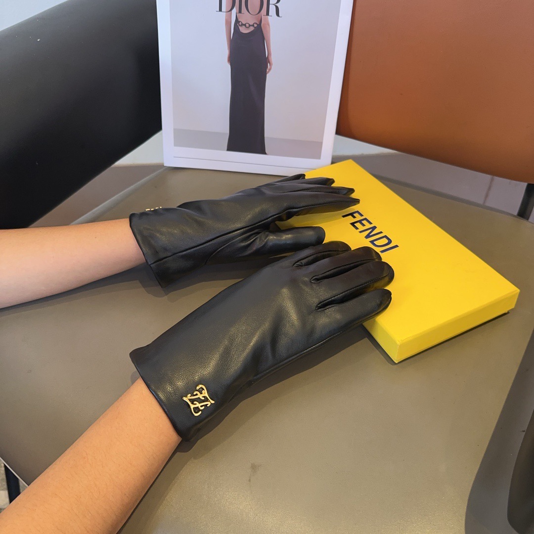 NO:533033,Guchi gloves, fashionable gloves, warm and fleece inner, classic, simple, and super comfortable, soft and versatile!  gloves, gloves19860909古奇手套,时尚手套,秋冬保暖加绒内里,经典简洁上手超舒适柔软、百搭！手套,手套,gloves,accessory