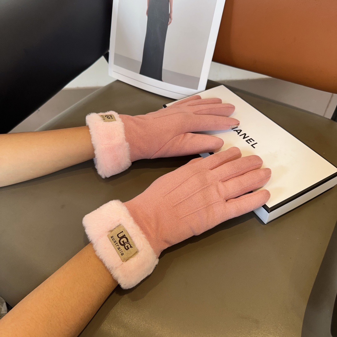 NO:554623,UGG women's gloves, fashionable gloves, classic, simple and easy to use, super comfortable, soft and versatile!  One size fits all gloves, gloves, gloves19860909UGG女款手套,时尚手套,经典简洁上手超舒适柔软、百搭！均码手套,手套,gloves,accessory