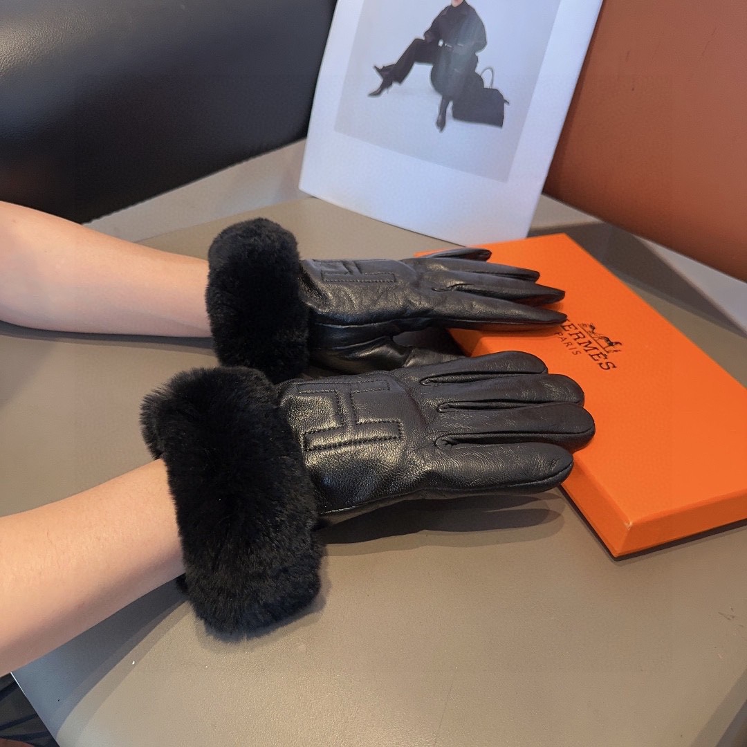 NO:554643,Hermès sheepskin gloves, fashionable gloves, warm lining in autumn and winter, classic, simple and easy to use, super comfortable, soft and versatile!  One size fits all gloves, gloves, hermes, sheepskin, gloves19860909爱马仕羊皮手套,时尚手套,秋冬保暖内里,经典简洁上手超舒适柔软、百搭！均码手套,手套,hermes,sheepskin,gloves,accessory
