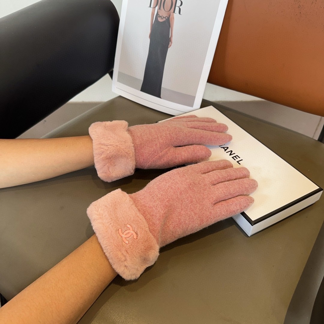 NO:701870,Chanel women's gloves, fashionable gloves, classic, simple and easy to use, super comfortable, soft and versatile!  One size fits all gloves, gloves, chanel, gloves19860909香奈儿女款手套,时尚手套,经典简洁上手超舒适柔软、百搭！均码手套,手套,chanel,gloves,accessory