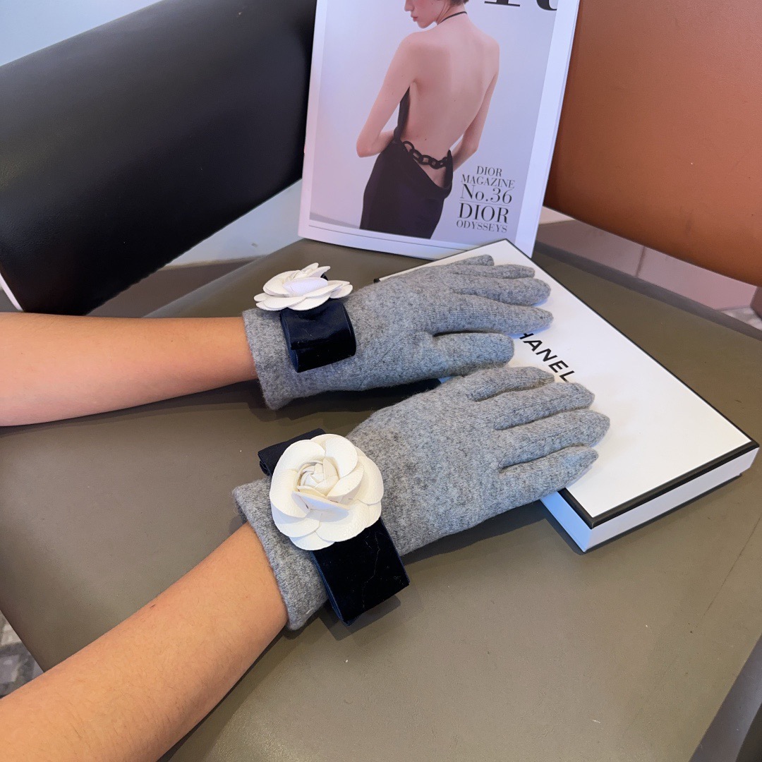 NO:701891,Chanel women's gloves, fashionable gloves, classic, simple and easy to use, super comfortable, soft and versatile!  One size fits all gloves, gloves, chanel, gloves19860909香奈儿女款手套,时尚手套,经典简洁上手超舒适柔软、百搭！均码手套,手套,chanel,gloves,accessory