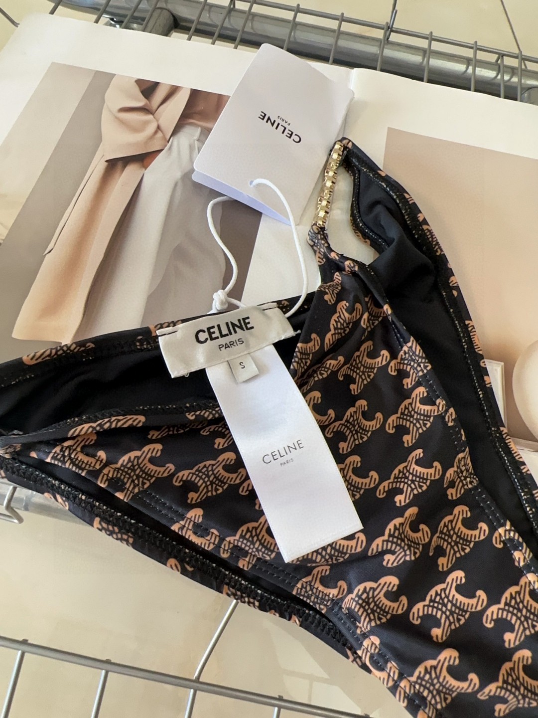 塞琳新款泳衣，时尚潮人必备！实物超级好看！海边度假拍照超级好！SML