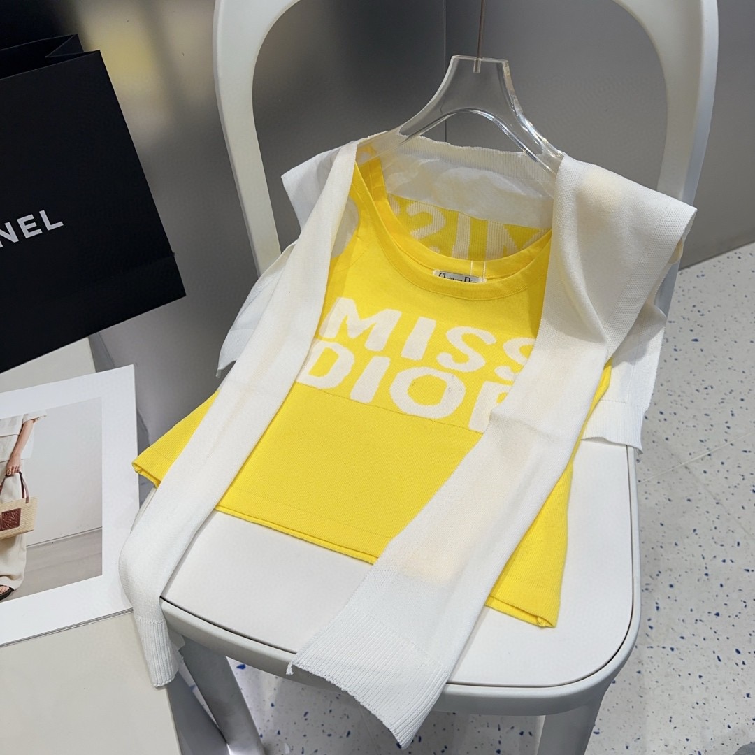 迪奥背心，搭外套单穿超🔥爆均码