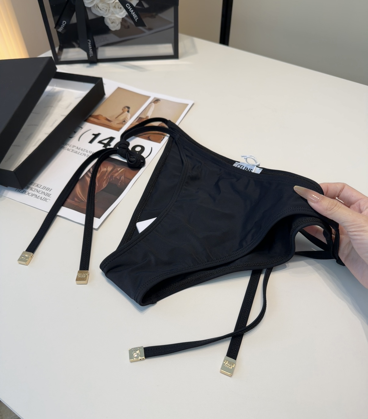 赛琳泳衣，时尚潮人必备！实物超级好看！海边度假拍照超级好！SML