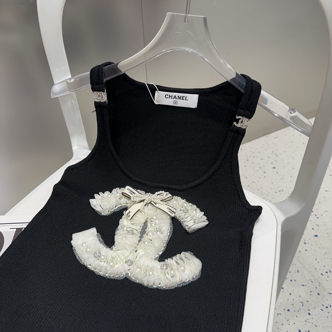 香奈儿背心，搭外套单穿超🔥爆均码