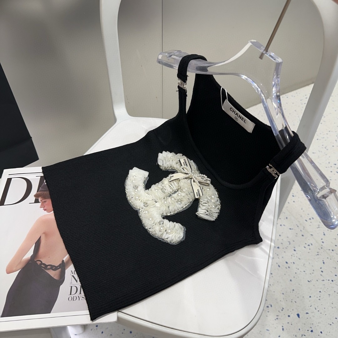 香奈儿背心，搭外套单穿超🔥爆均码