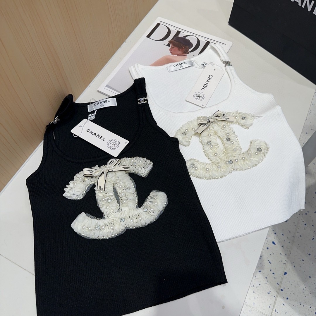香奈儿背心，搭外套单穿超🔥爆均码