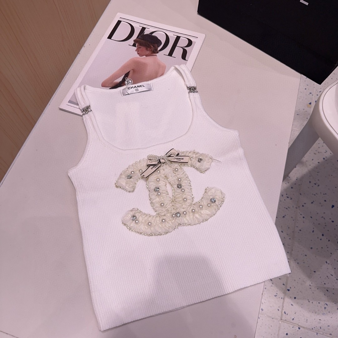 香奈儿背心，搭外套单穿超🔥爆均码