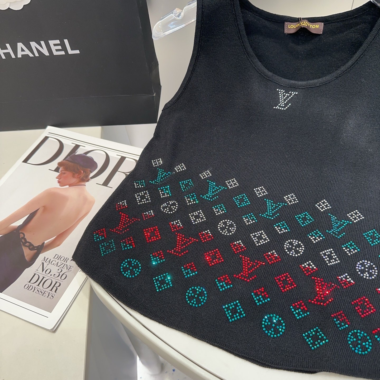 LV背心，搭外套单穿超🔥爆均码