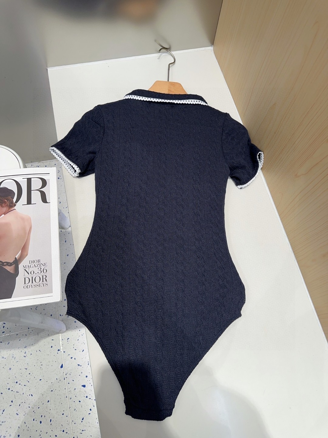 香奈儿泳衣，实物实在太美了！拍不出来它的美😍谁穿谁美！很值得入手✋ SML