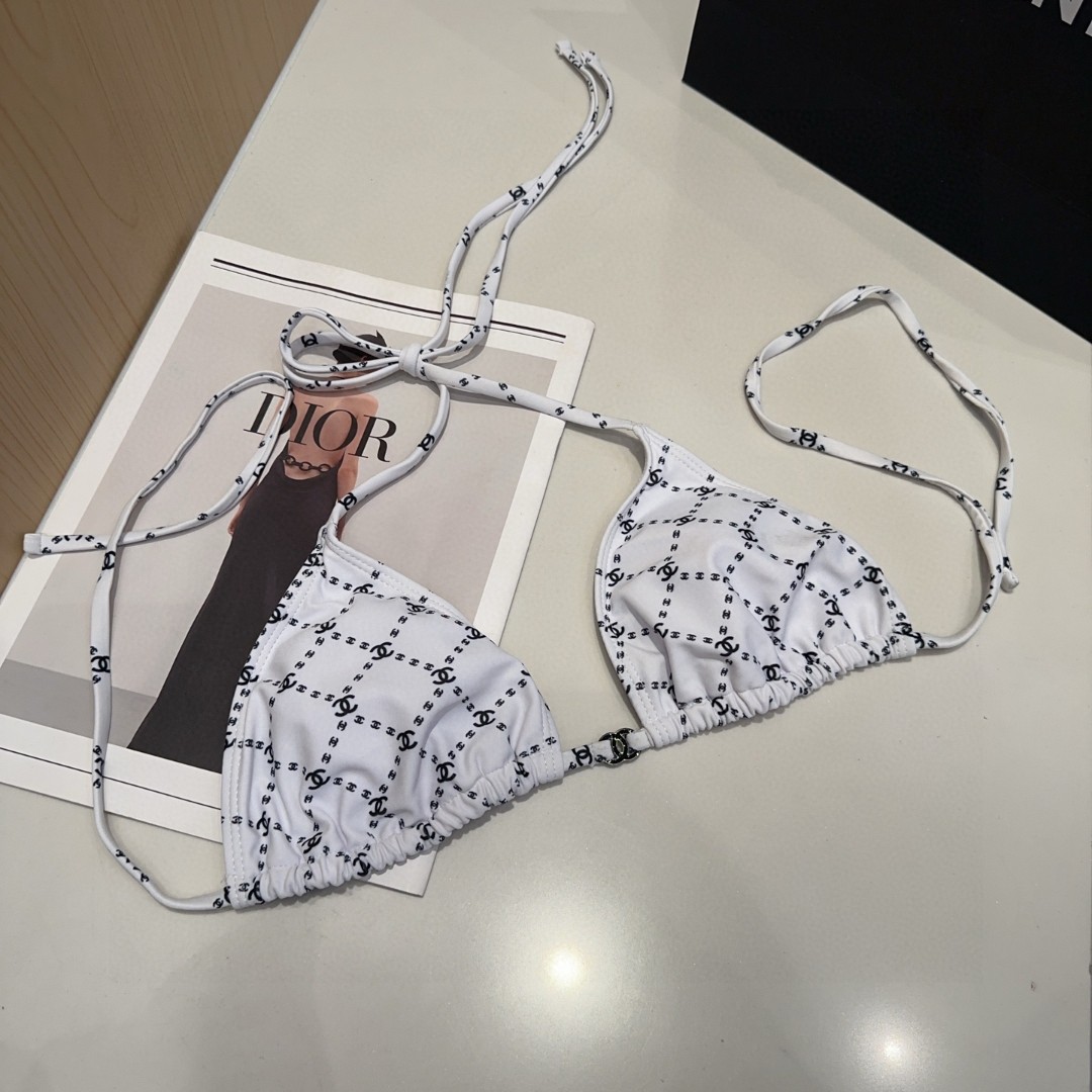 香奈儿泳衣，实物实在太美了！拍不出来它的美😍谁穿谁美！很值得入手✋ SML