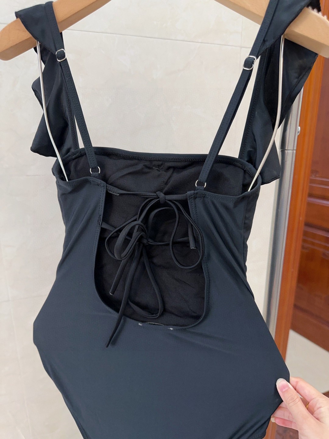 香奈儿泳衣，实物实在太美了！拍不出来它的美😍谁穿谁美！很值得入手✋ SML