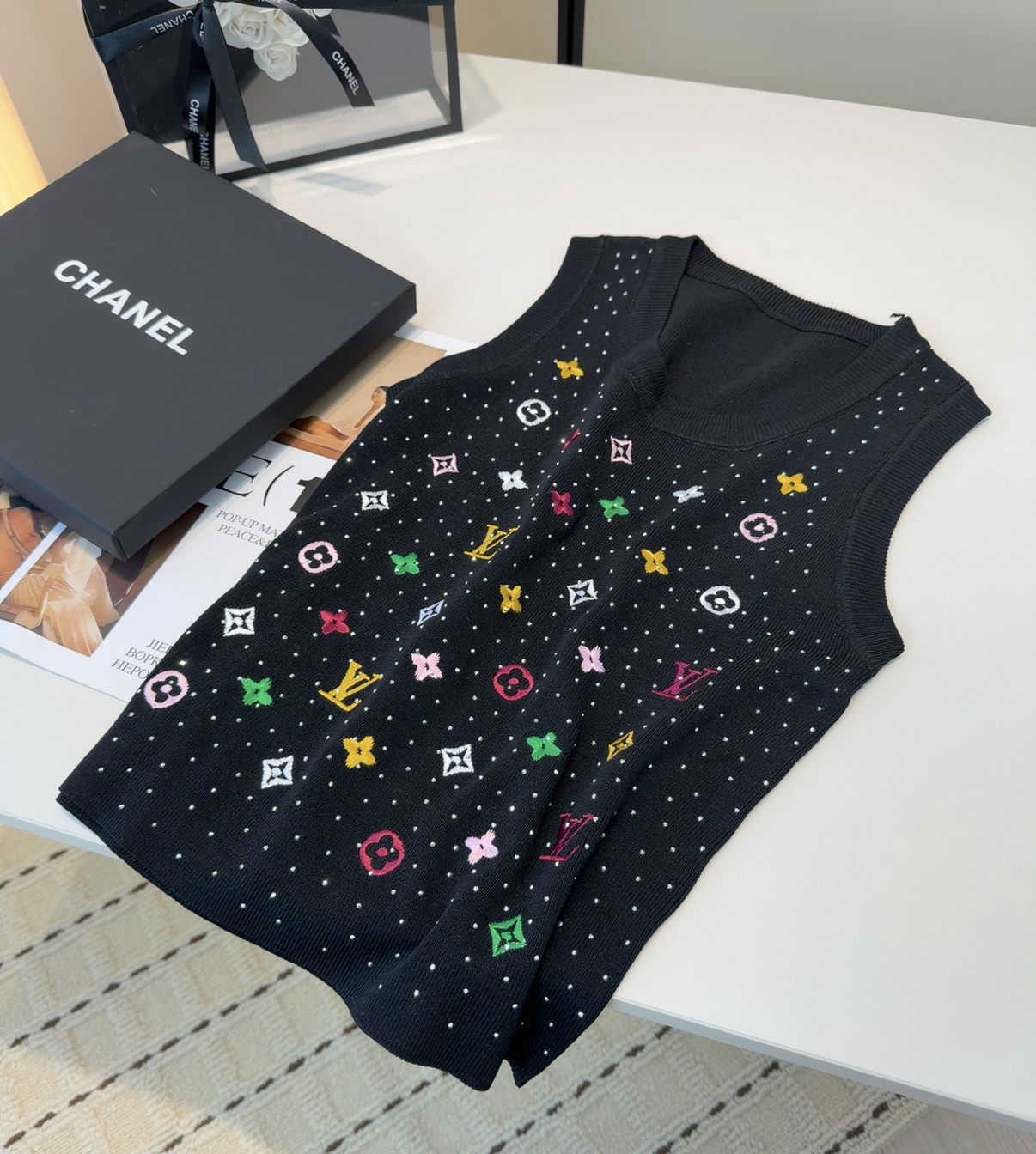 Lv背心，搭外套单穿超🔥爆均码