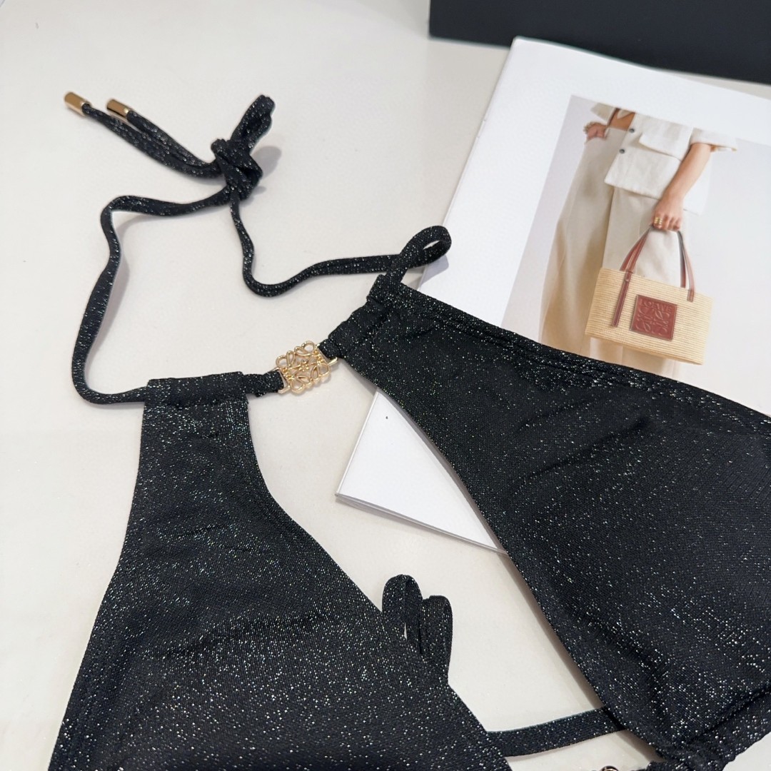 罗意威泳衣，时尚达人必备。超级显身材！SML