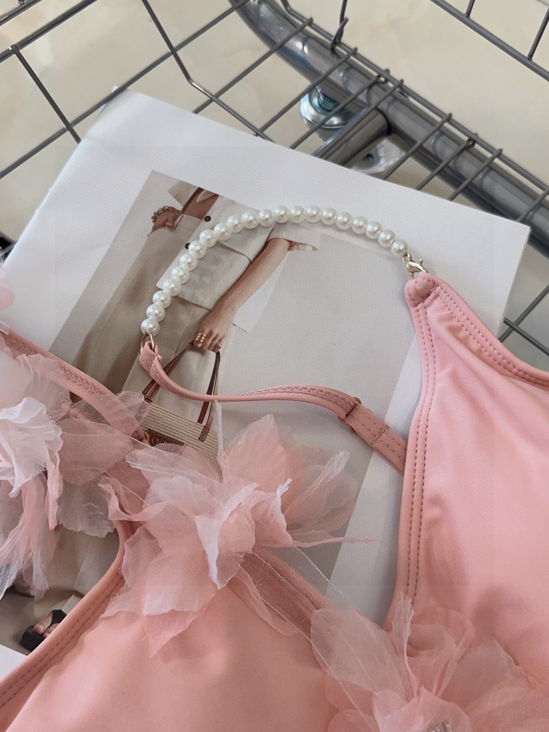 高版本miumiu泳衣，时尚潮人必备！实物超级好看！海边度假拍照超级好！SML