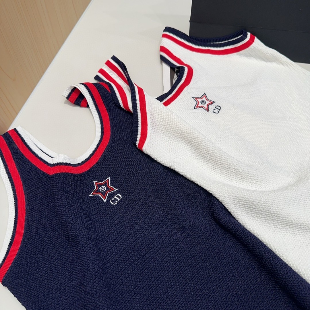 迪奥背心，搭外套单穿超🔥爆均码