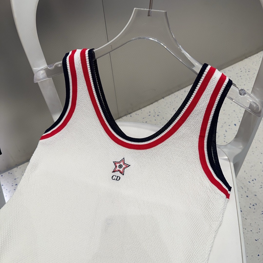 迪奥背心，搭外套单穿超🔥爆均码