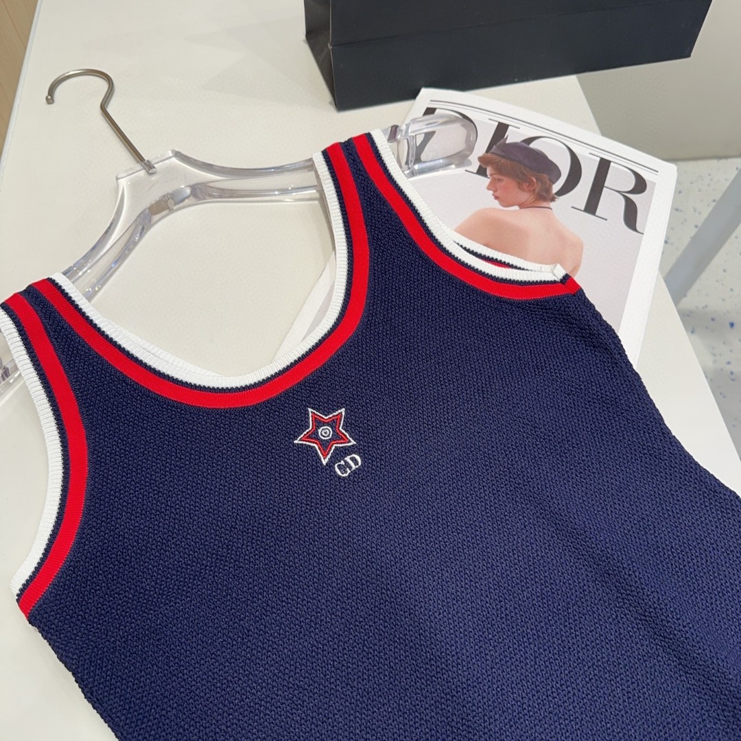 迪奥背心，搭外套单穿超🔥爆均码