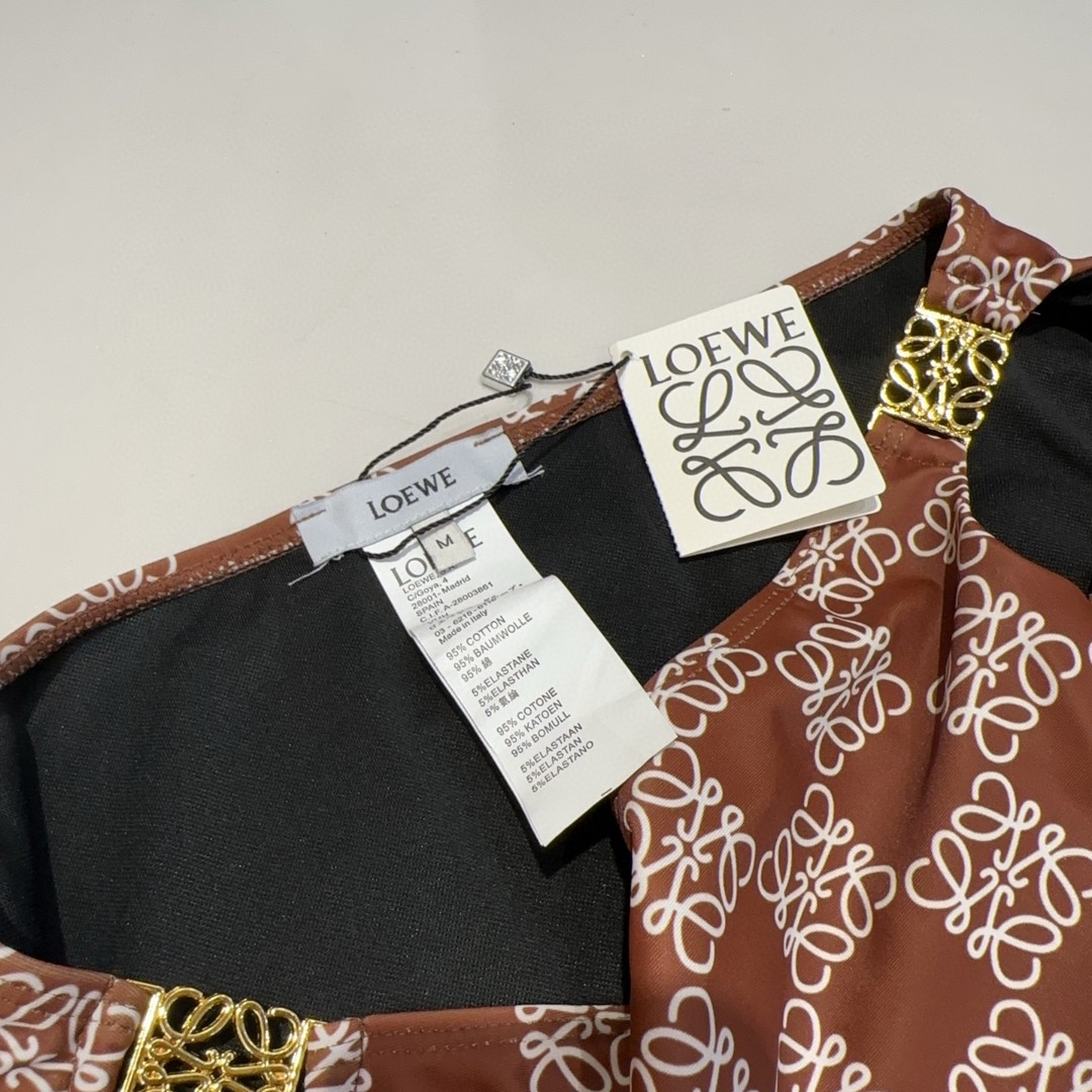 罗意威泳衣，实物实在太美了！拍不出来它的美😍谁穿谁美！很值得入手✋ SML