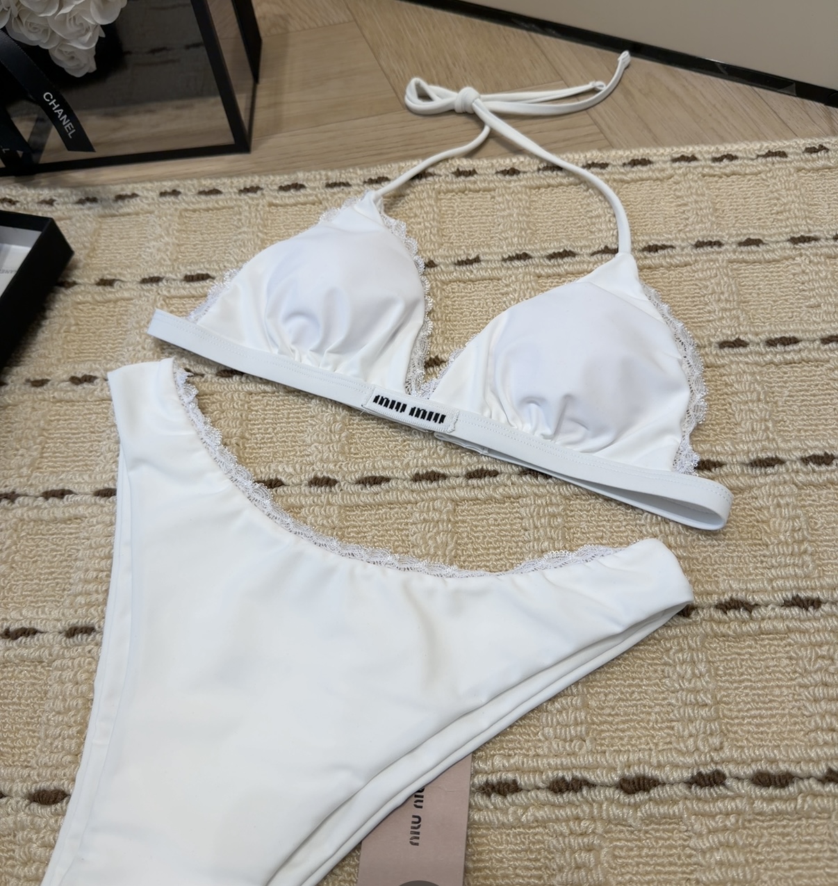 Miumiu泳衣，实物实在太美了！拍不出来它的美😍谁穿谁美！很值得入手✋ SML