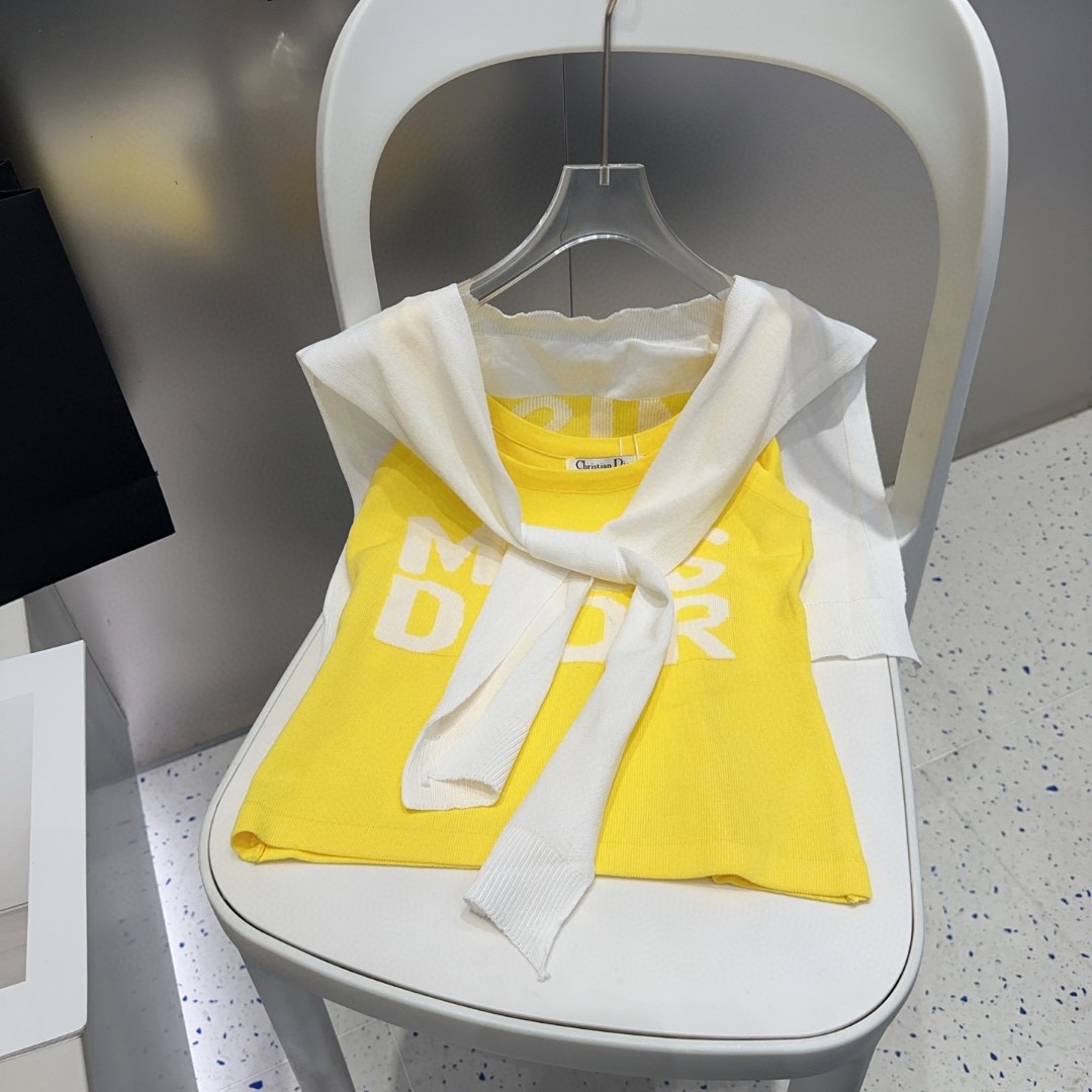 迪奥背心，搭外套单穿超🔥爆均码