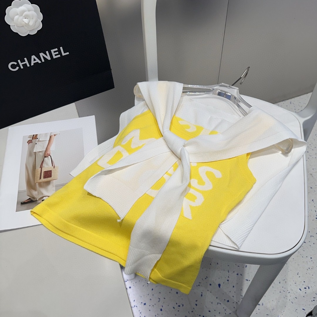 迪奥背心，搭外套单穿超🔥爆均码